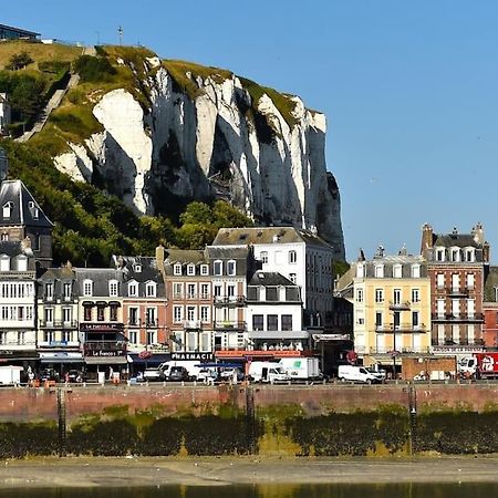 Logement Dans Maison De Pecheur Le Tréport Eksteriør billede